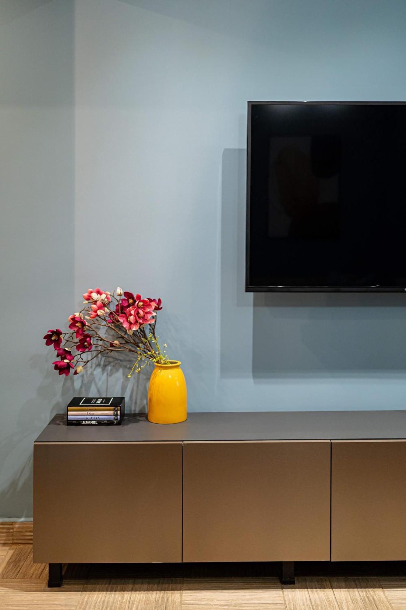 Celestial Azure - Tranquil 1Br In Piata Universitatii Bukarest Eksteriør billede