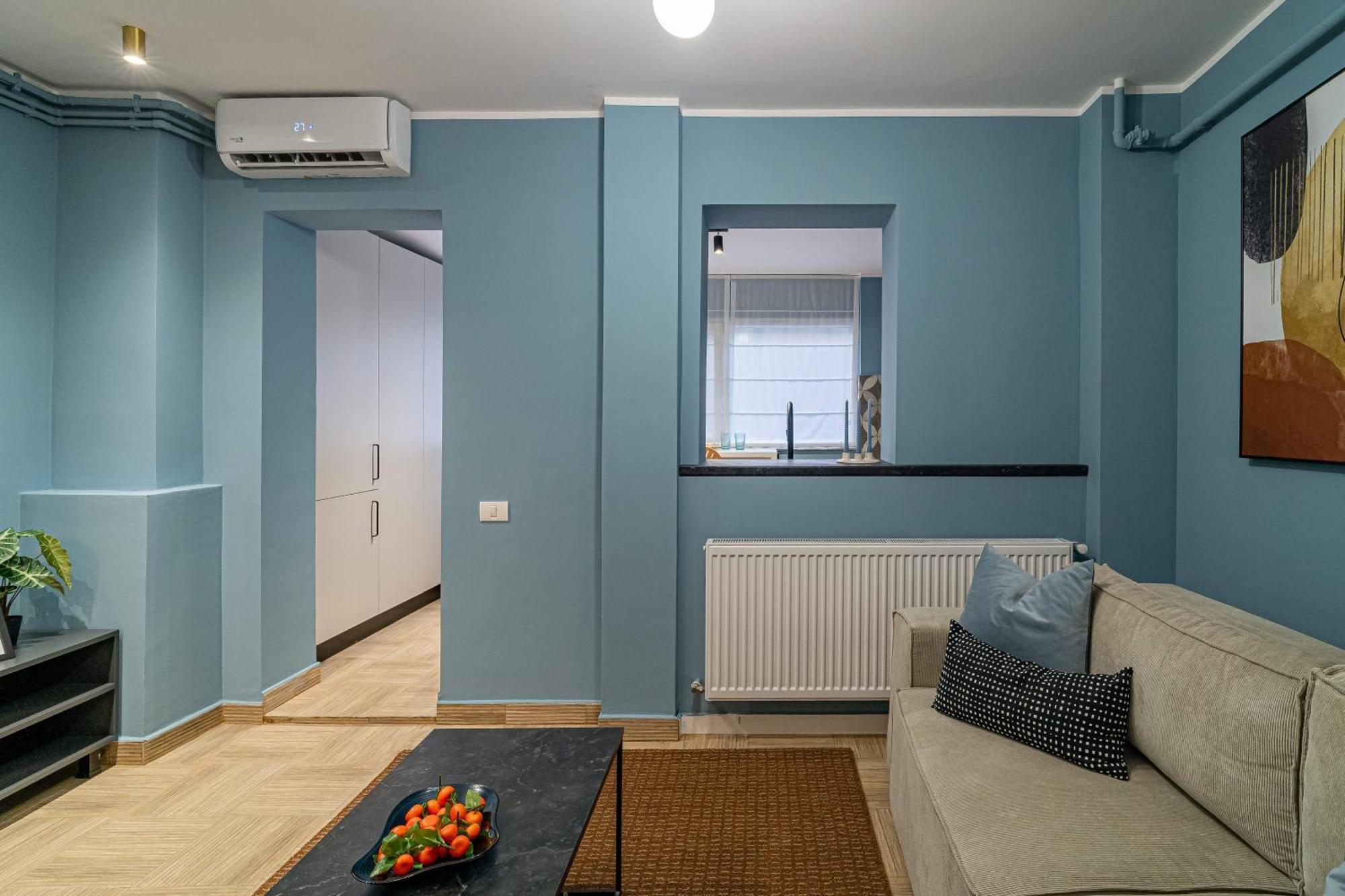Celestial Azure - Tranquil 1Br In Piata Universitatii Bukarest Eksteriør billede